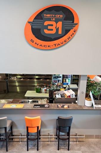 Comptoir intérieur Snack Taverne Le 31